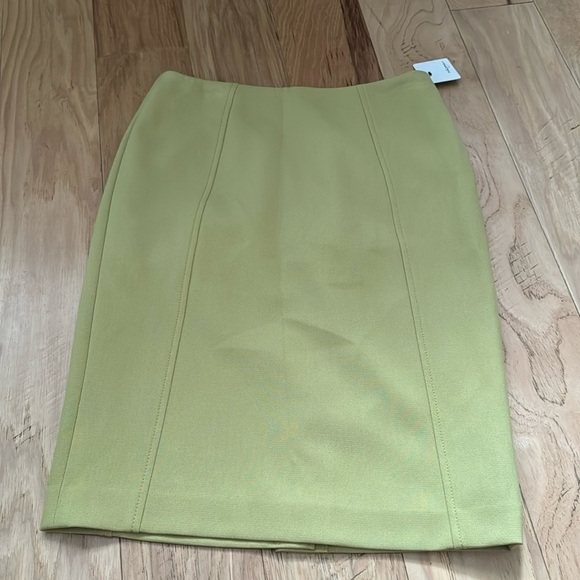 Halogen Green gold back zip flat front pencil skirt Sz 4 new - Picture 1 of 7